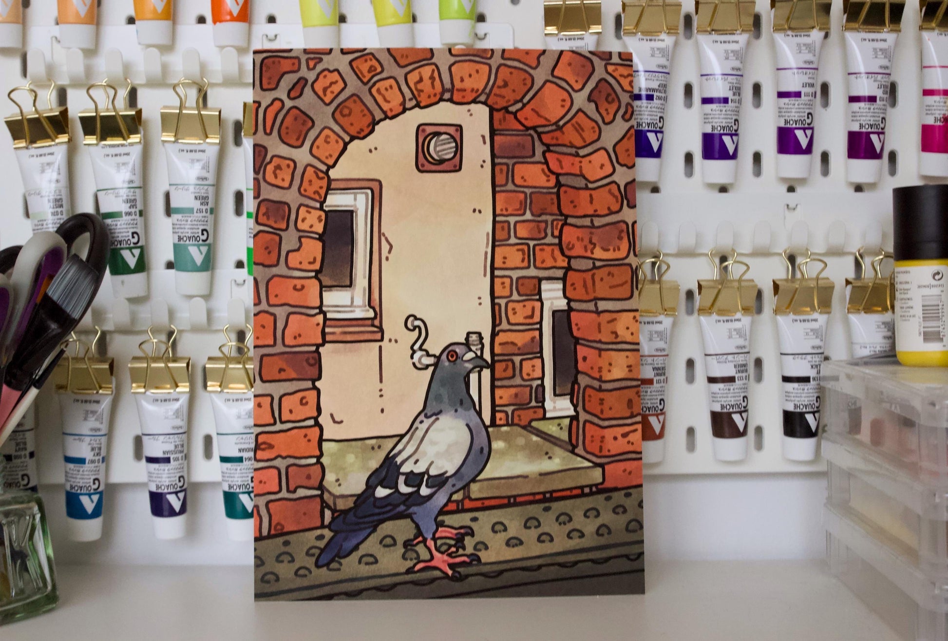 Pigeon in the arch